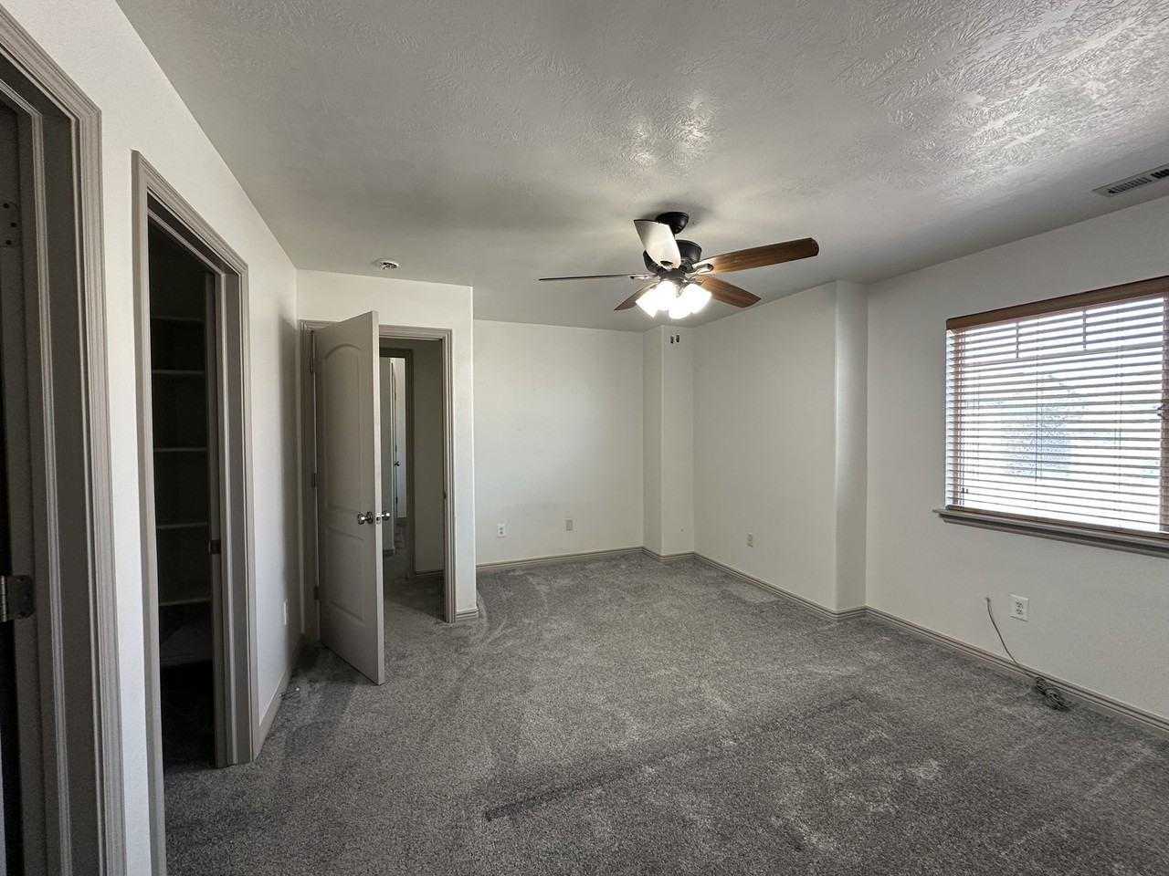 858 Sw - Photo 7 of 22