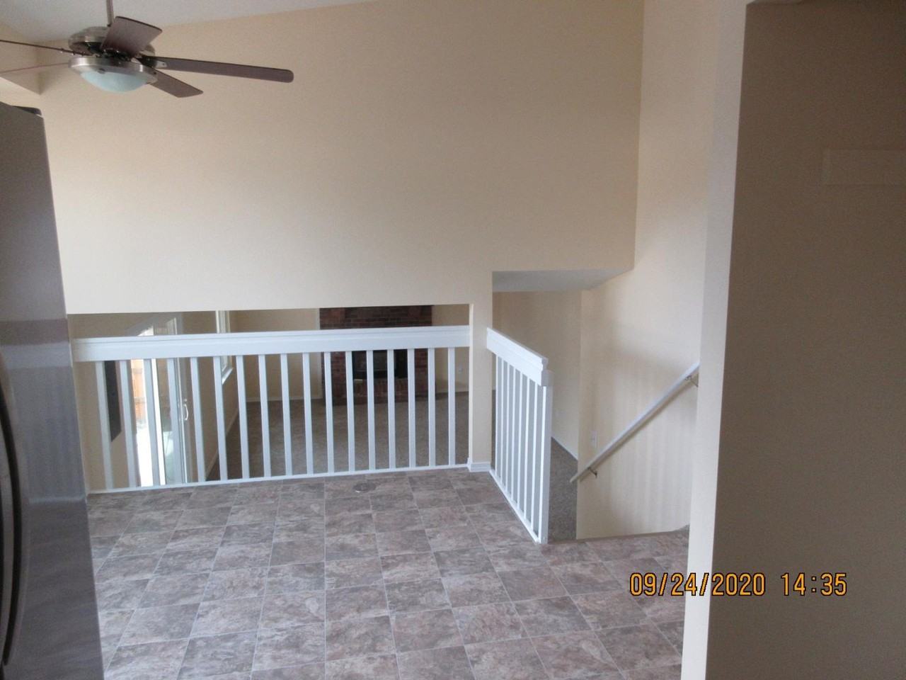 7415 Silverdale St - Photo 6 of 25