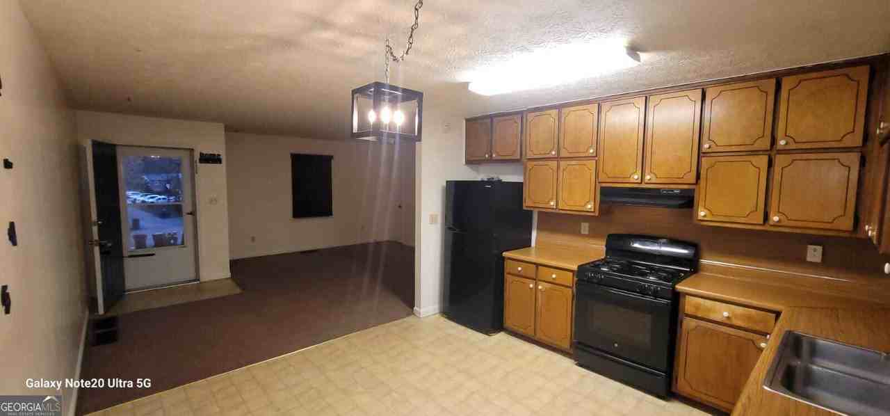 112 Fairhaven Ct - Photo 2 of 8