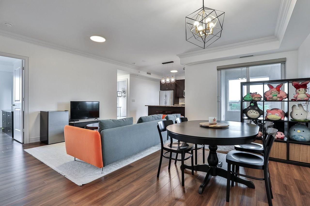 9255 Jane St #605 - Photo 3 of 32