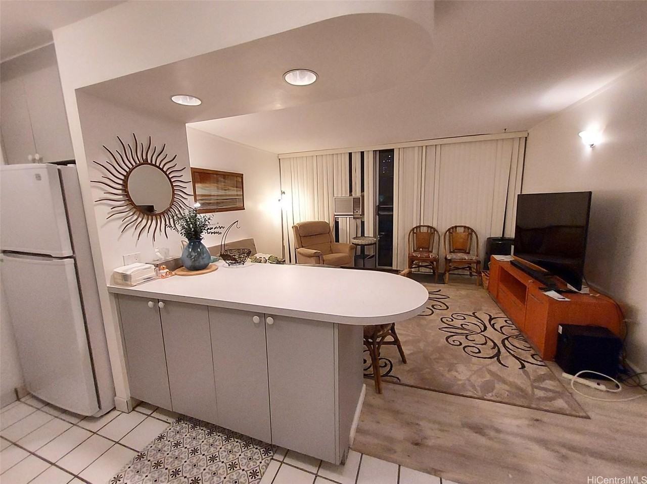 1687 Pensacola St #405 - Photo 4 of 10