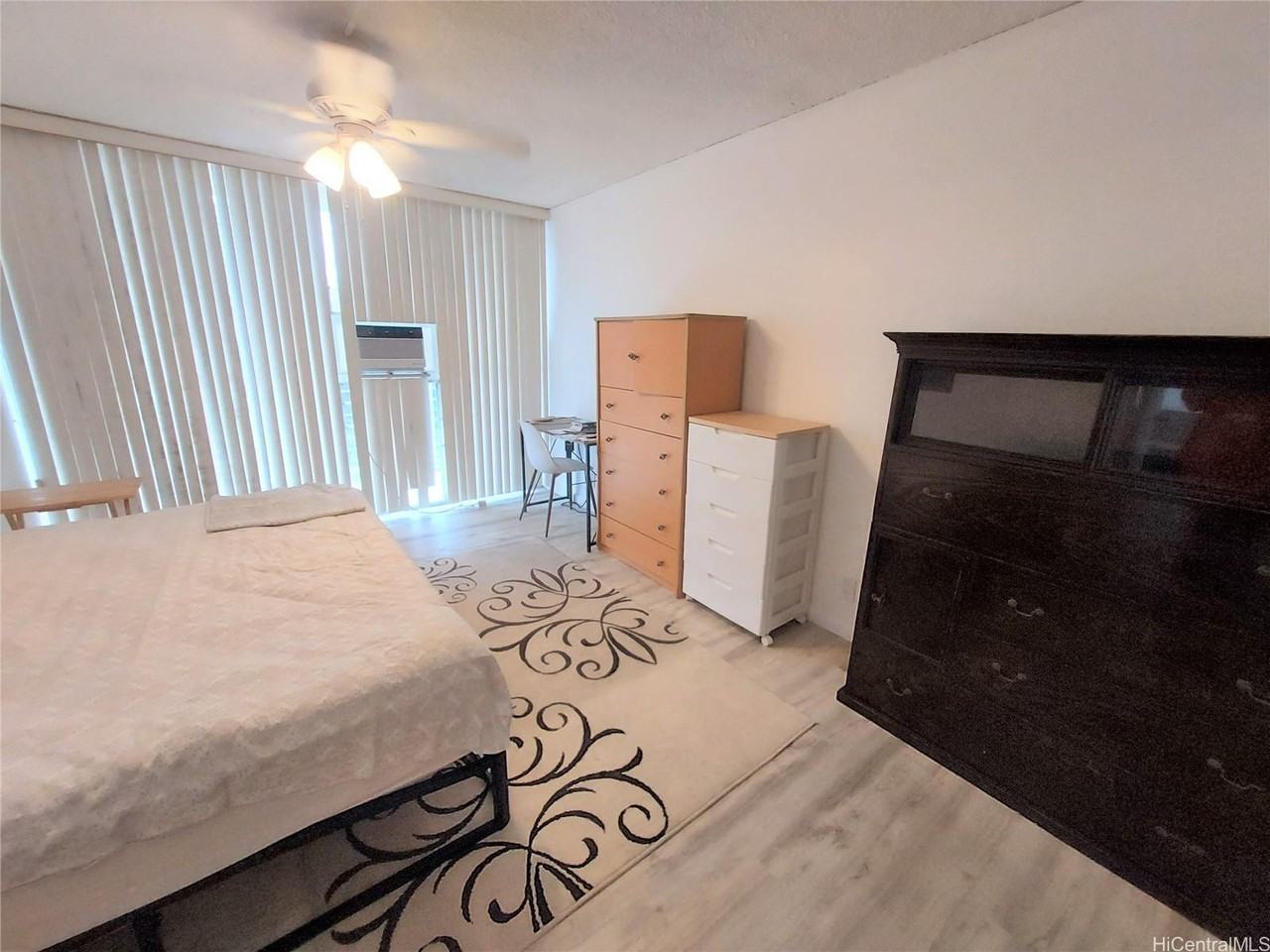 1687 Pensacola St #405 - Photo 7 of 10