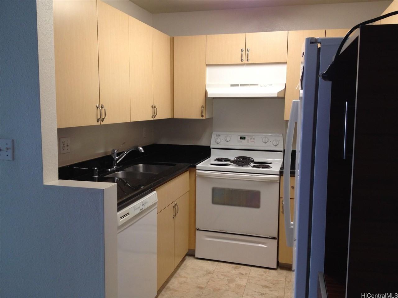 240 Mananai Pl #1G - Photo 6 of 20