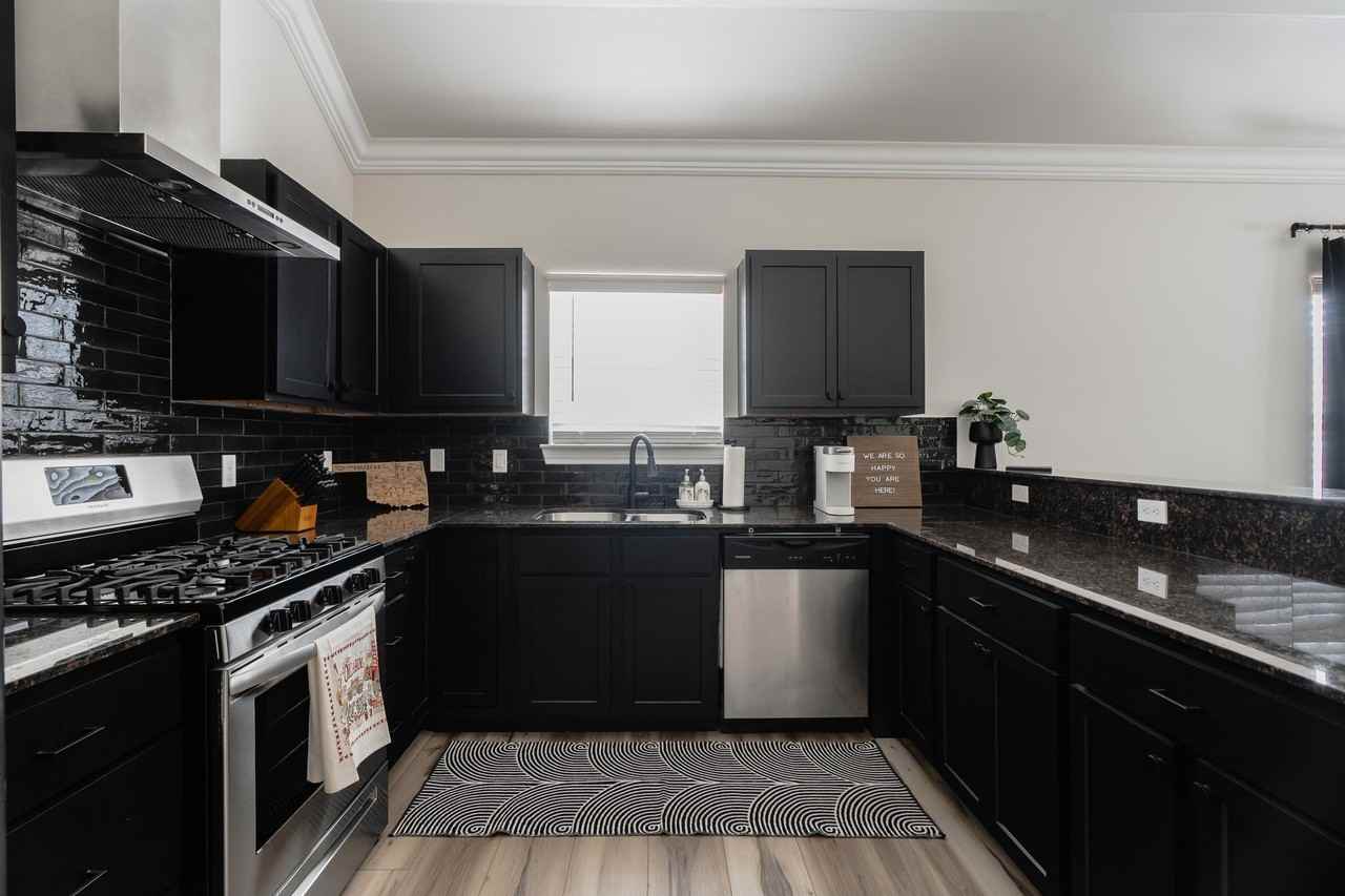 1418 George Ave #1 - Photo 2 of 50