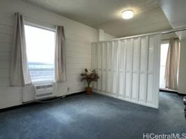 featured image of 1404 Kewalo St