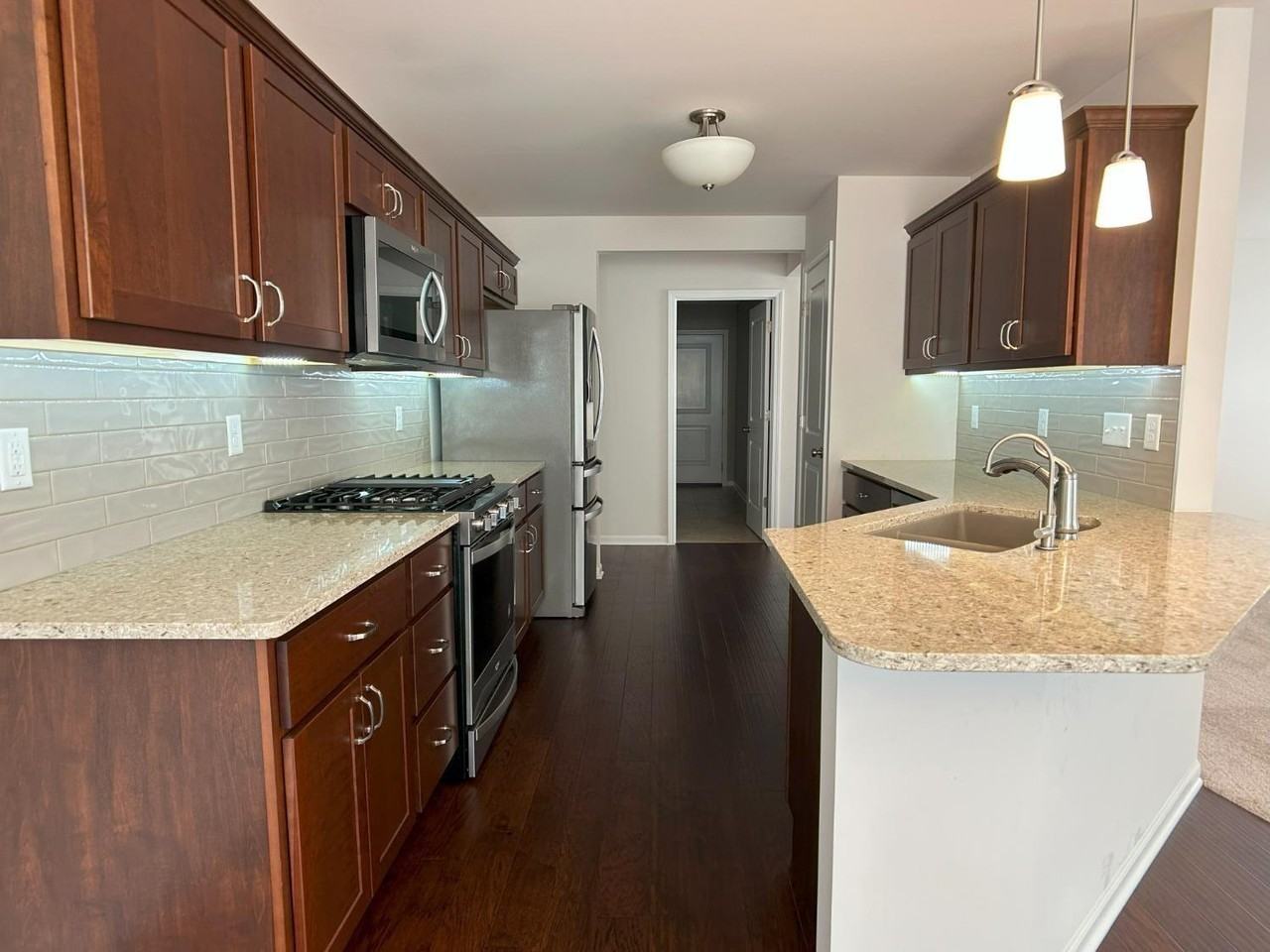 13876 Nantucket Dr - Photo 5 of 29