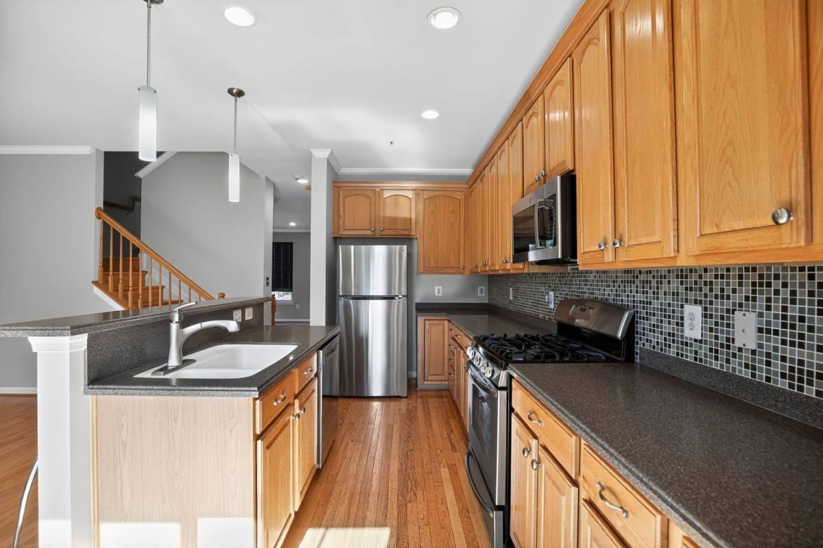 11505 Scotch Hills Pl - Photo 2 of 10