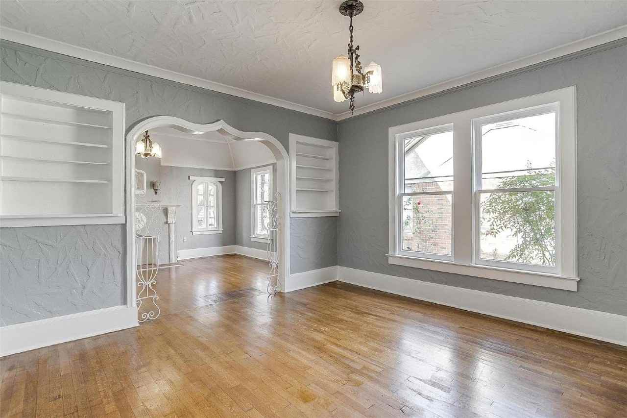 3241 Greene Ave - Photo 4 of 14