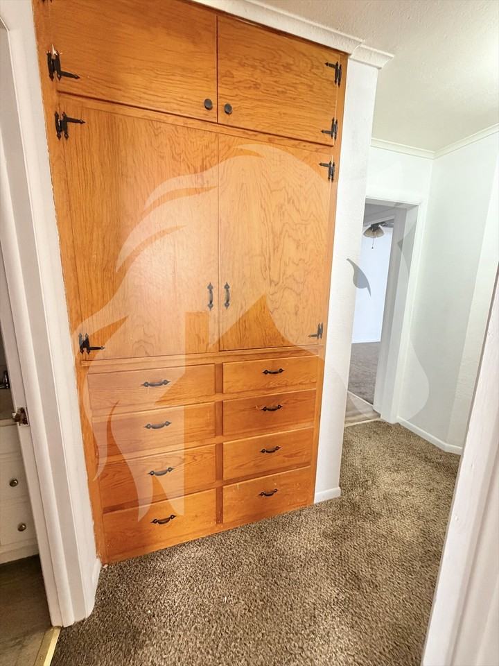 1214 S Washington St - Photo 6 of 15