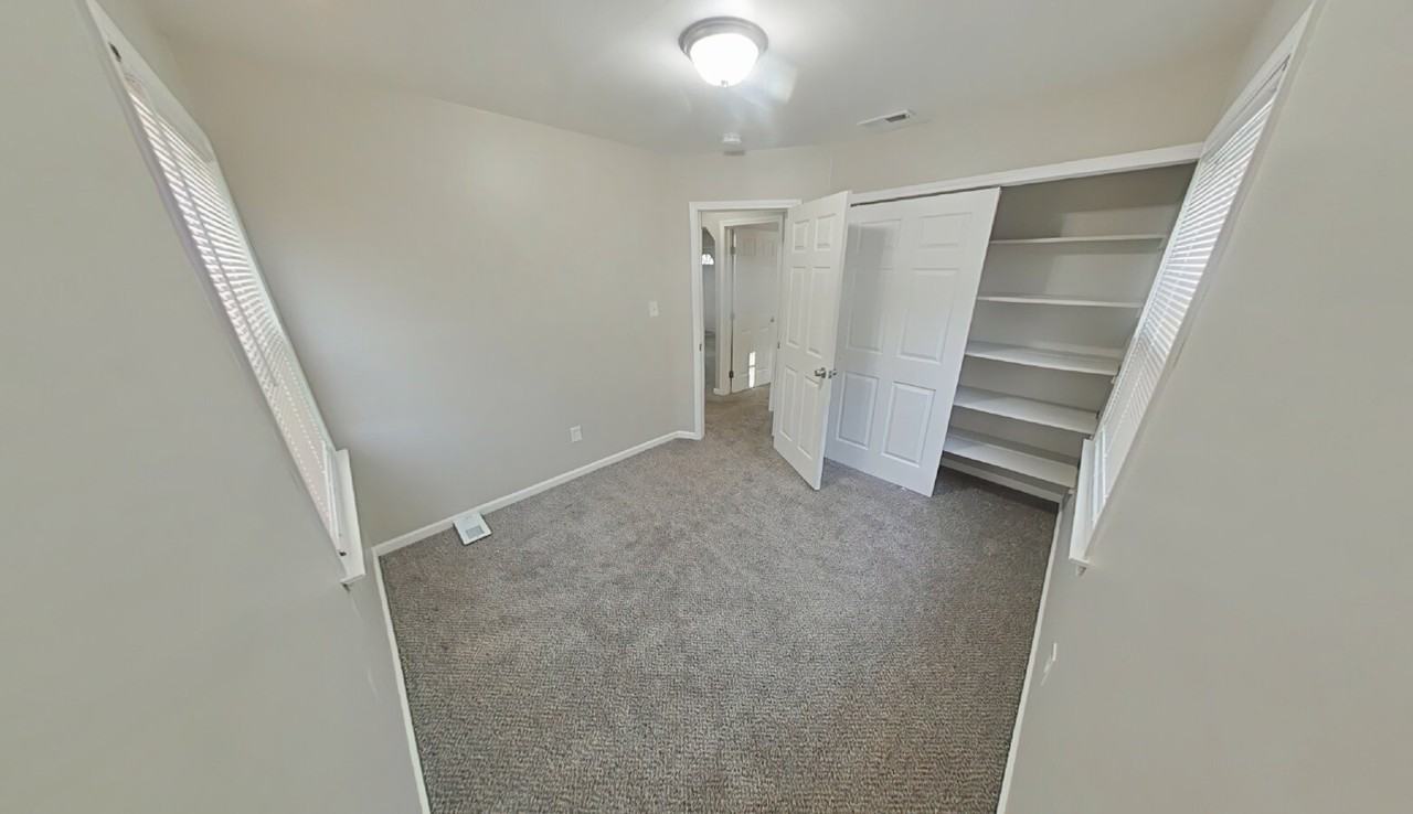 26543 Nagel St - Photo 6 of 9