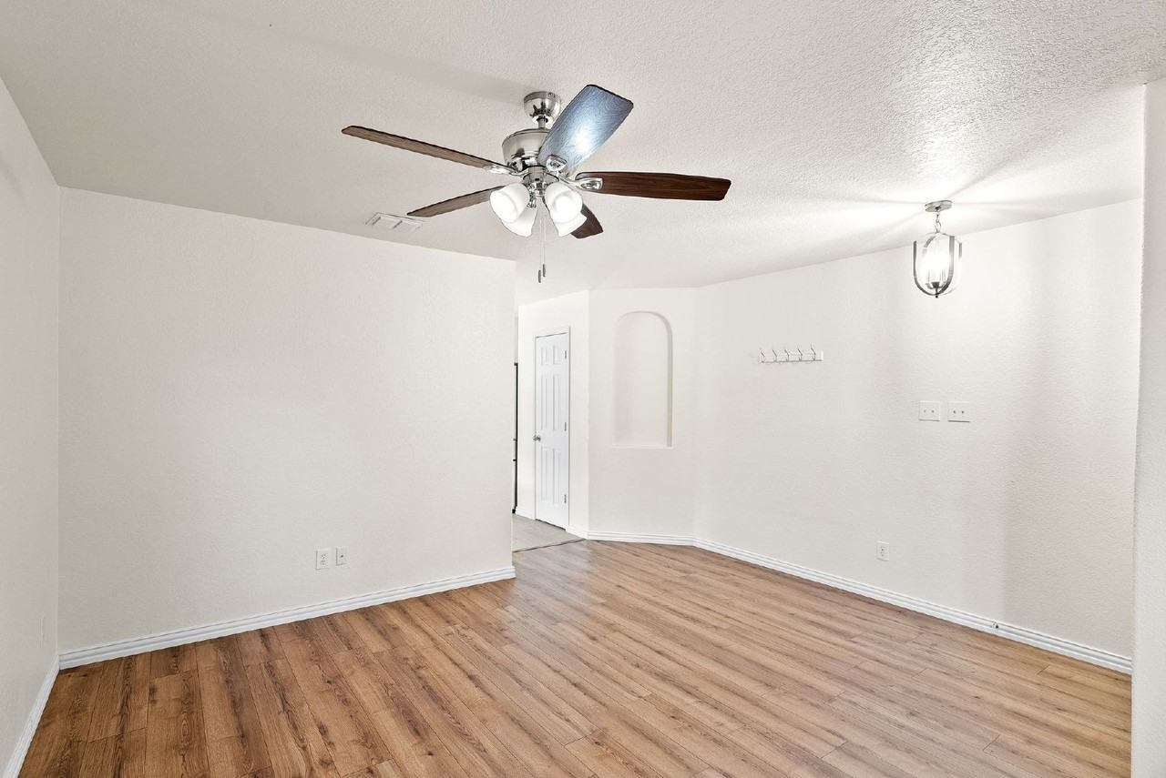 911 Rustic Cactus - Photo 6 of 32