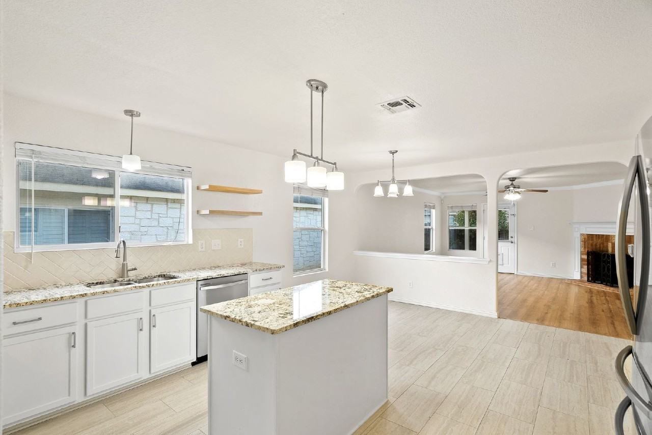 911 Rustic Cactus - Photo 7 of 32