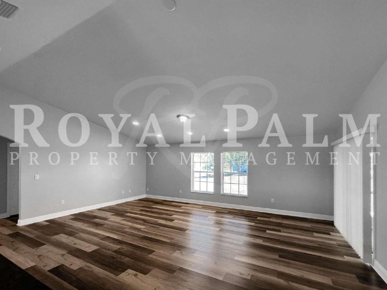 4304 12th St W - Photo 6 of 41