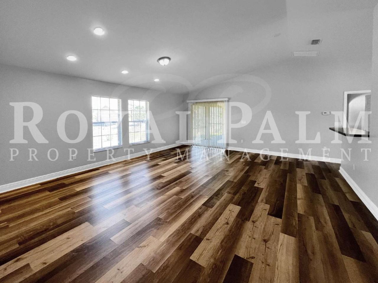 4304 12th St W - Photo 7 of 41