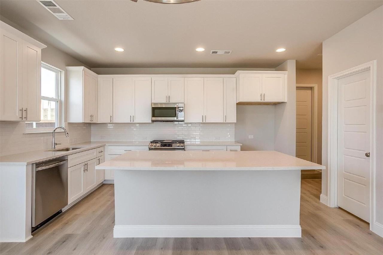 3436 Vista Highlands Ln - Photo 2 of 23