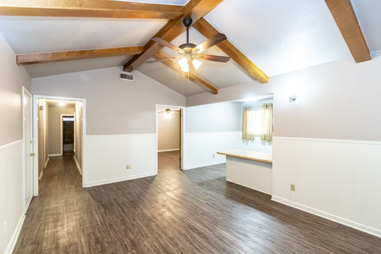 4701 45th St - Photo 2 of 14