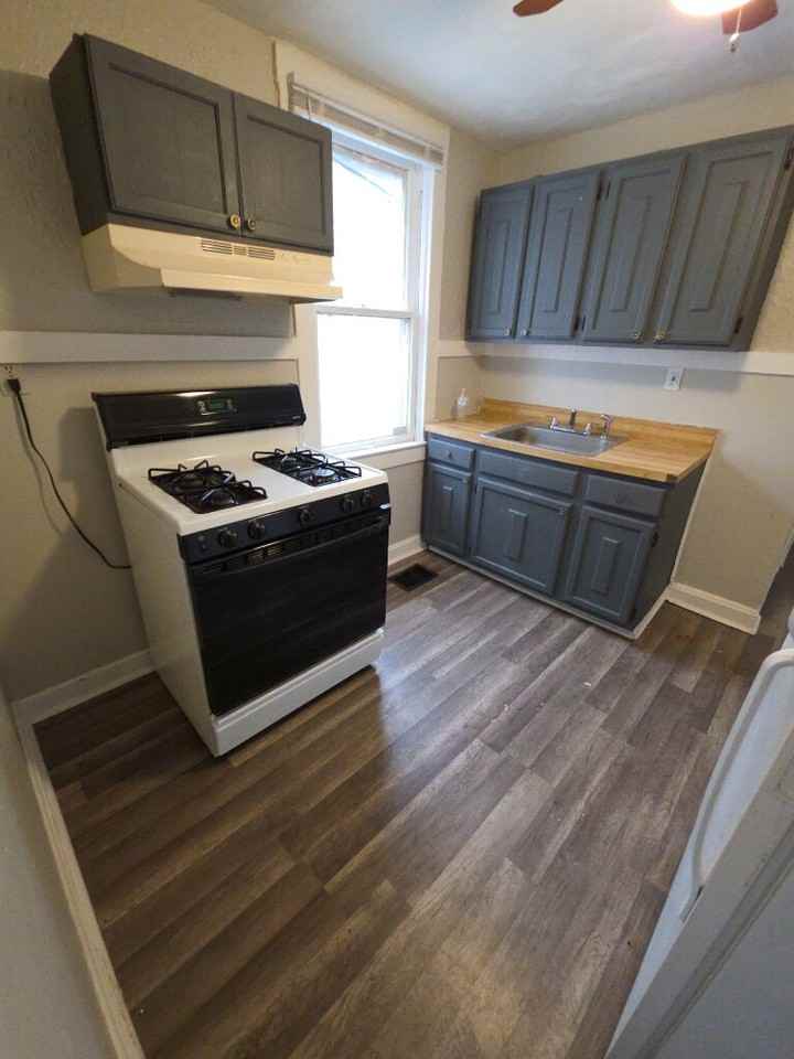 5635 Hodiamont Ave - Photo 5 of 9