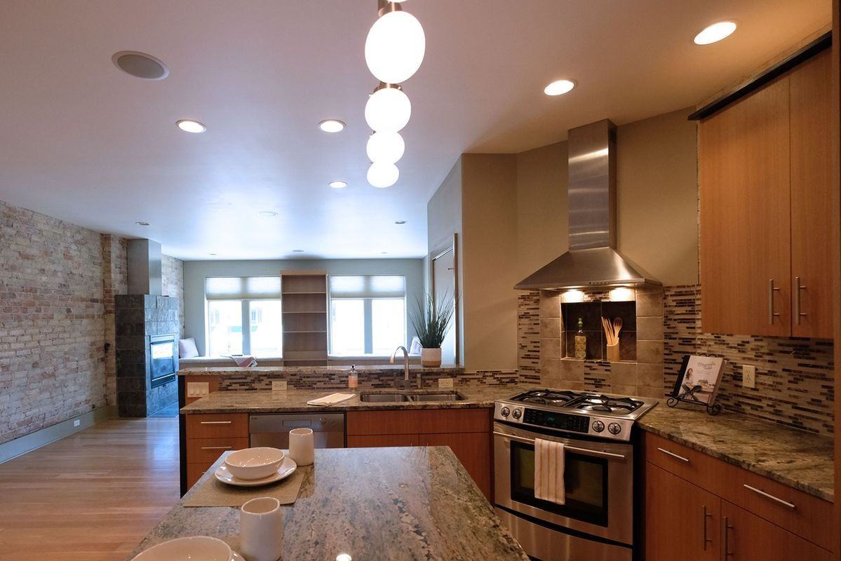 138 E Main St - Photo 6 of 12