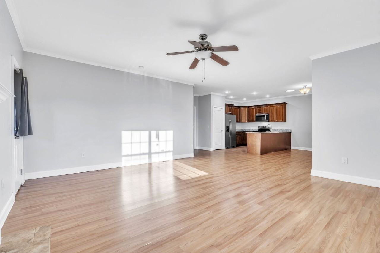 7 Pecan Grove Ct - Photo 5 of 27