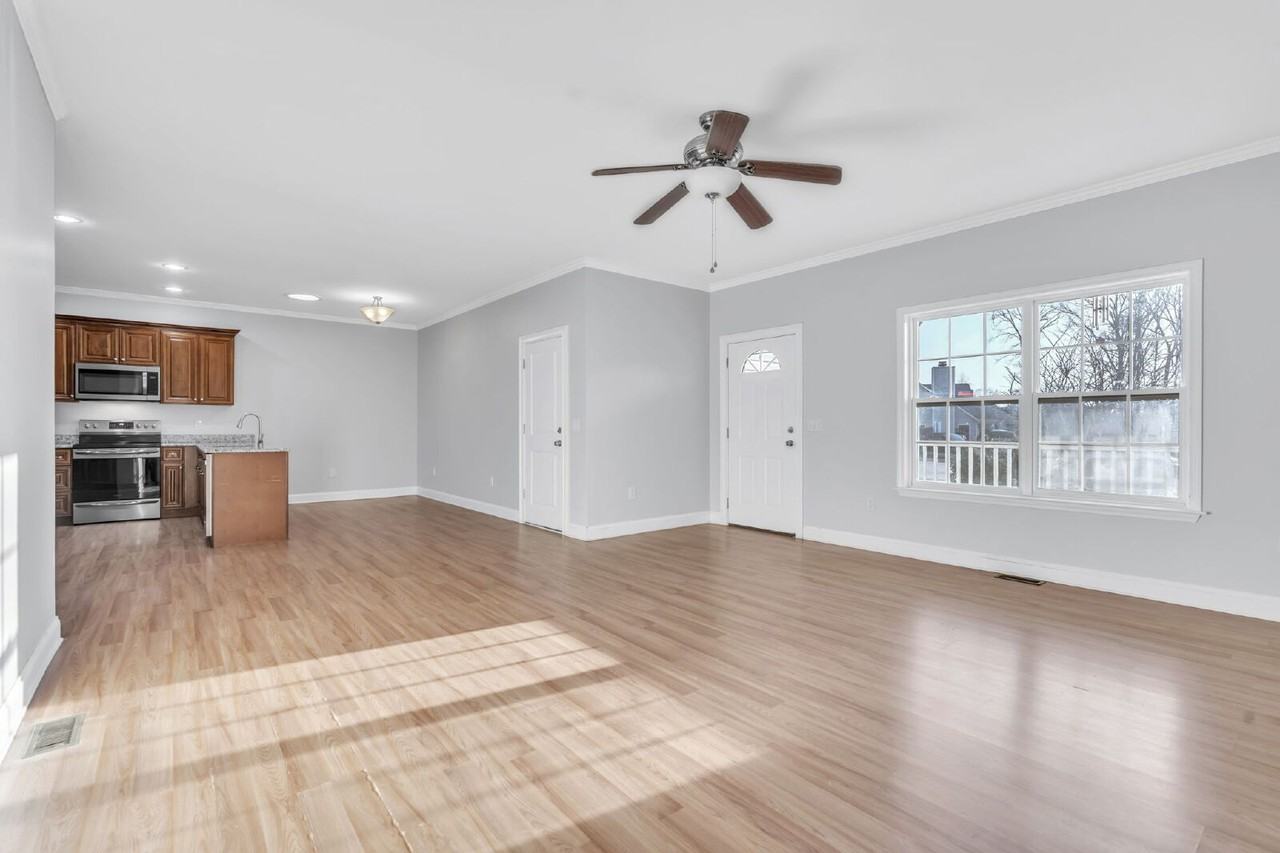 7 Pecan Grove Ct - Photo 6 of 27