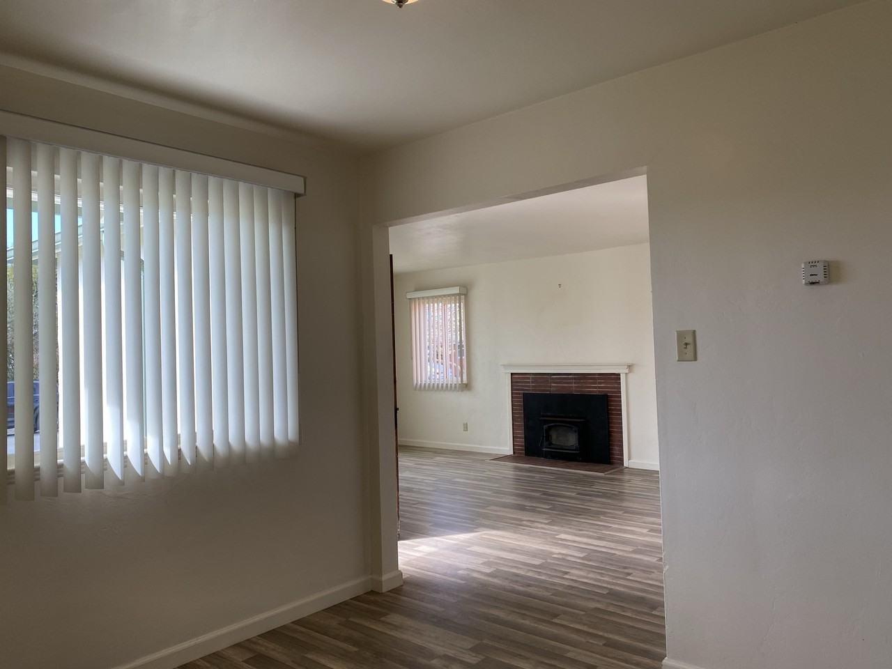 1120 Austin Way - Photo 5 of 23