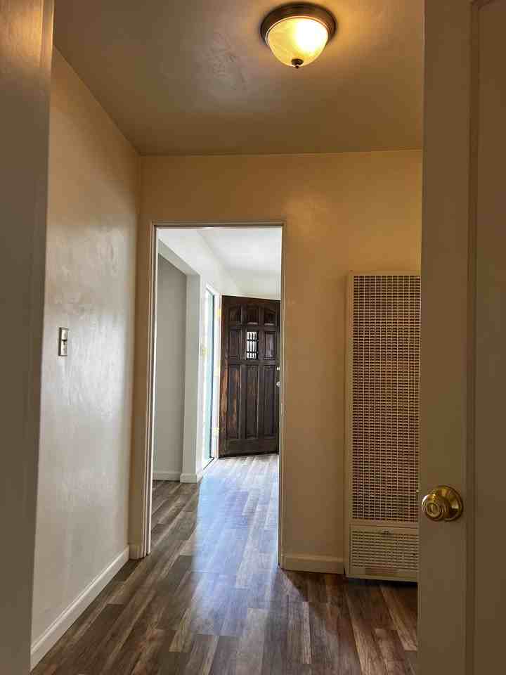 1120 Austin Way - Photo 2 of 23