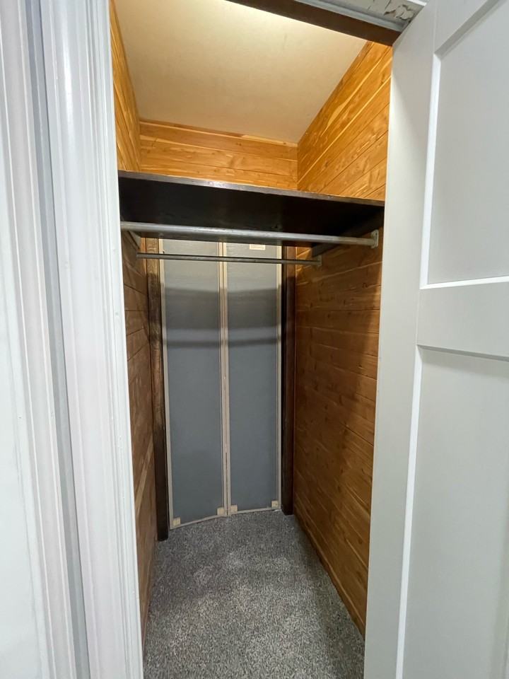 106 Oak Hills Dr - Photo 2 of 31