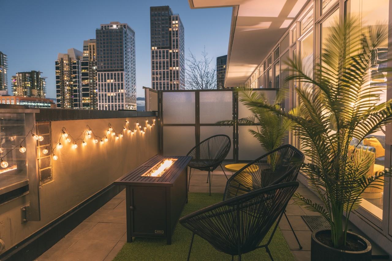 1188 3 St Se - Photo 3 of 23