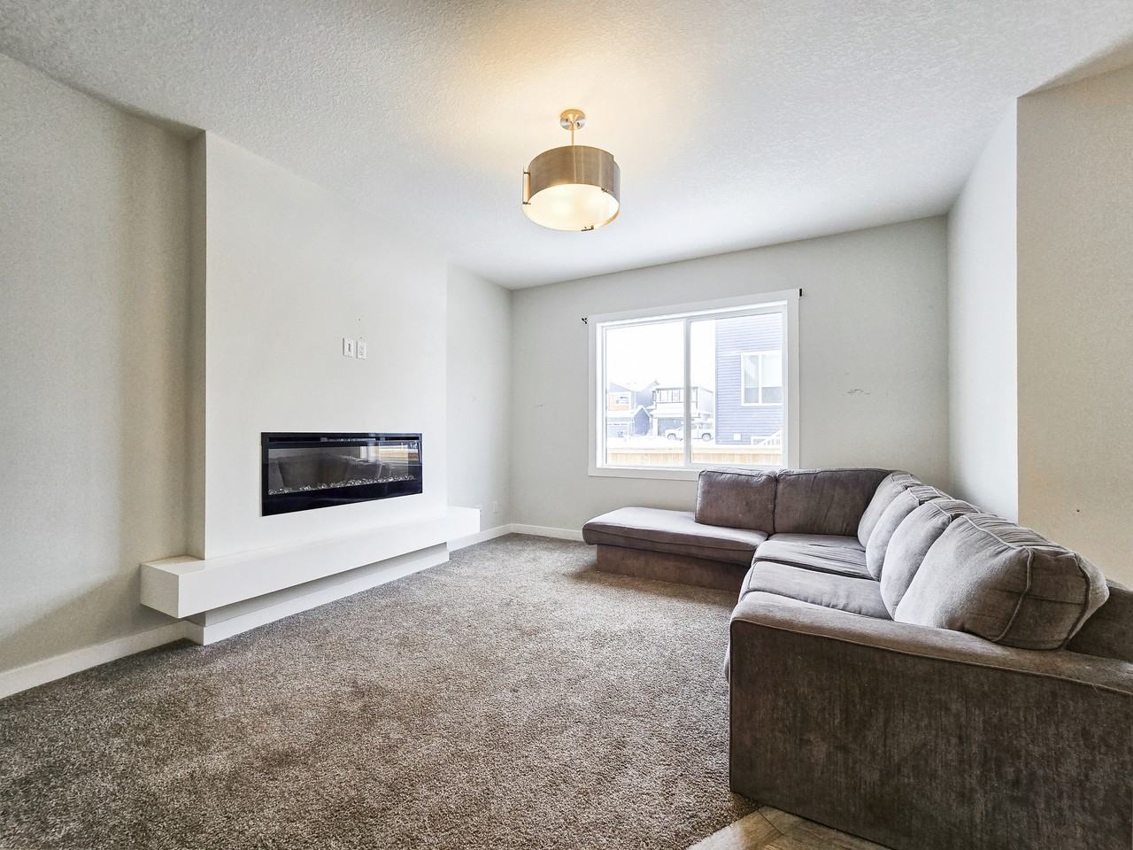 29 Amblefield View NW, Calgary - Photo 7 of 39