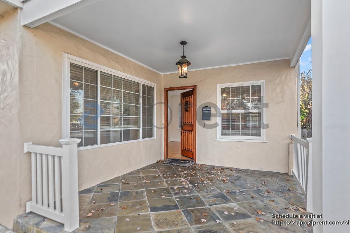 855 N 17th St - Photo 4 of 41