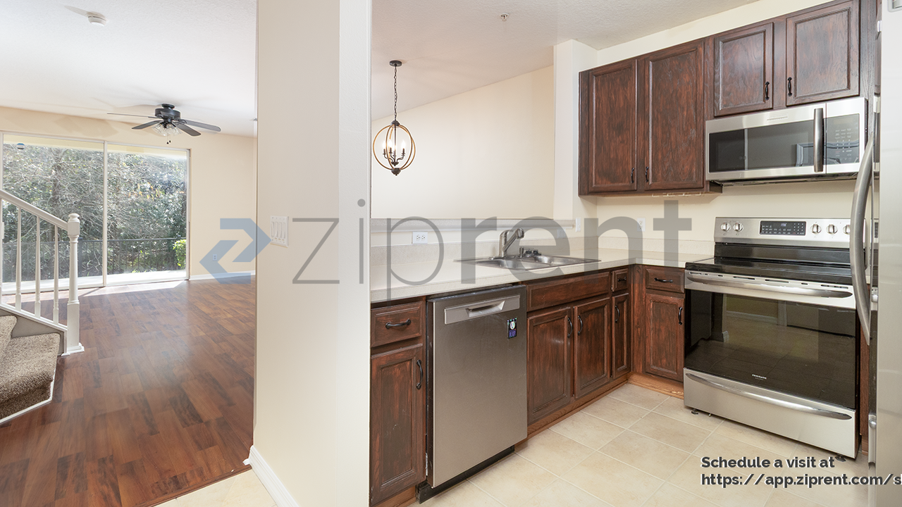 10679 Regent Square Dr #1605 - Photo 4 of 21