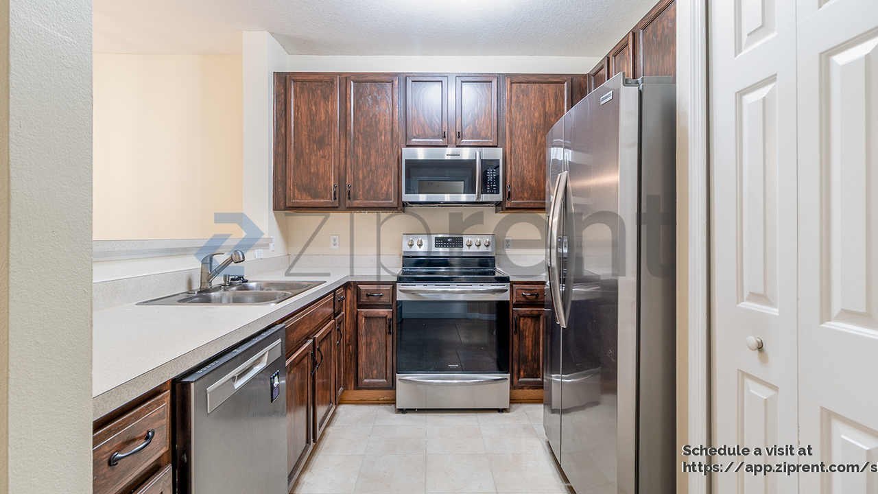 10679 Regent Square Dr #1605 - Photo 5 of 21