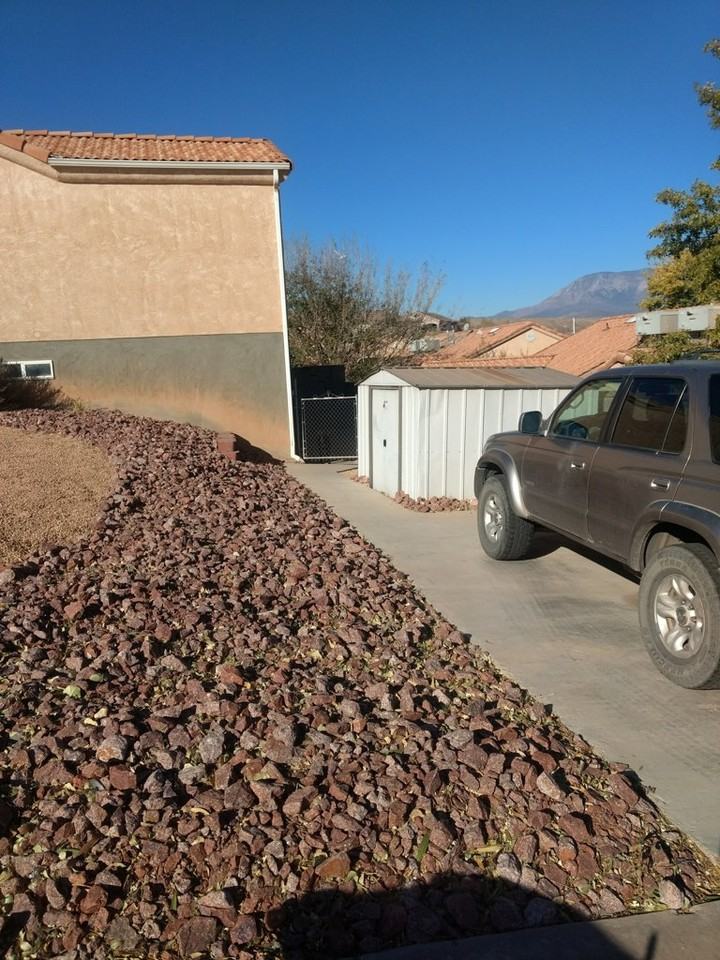 236 W 635 N - Photo 2 of 12