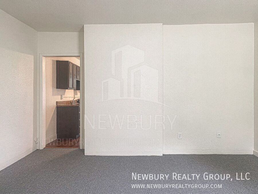 18 South St #18 - Photo 2 of 26