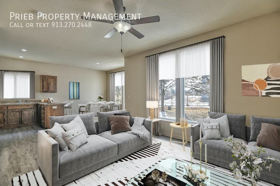 310 N Ferrel St - Photo 2 of 27