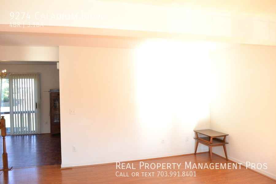 9274 Caladium Dr - Photo 3 of 20