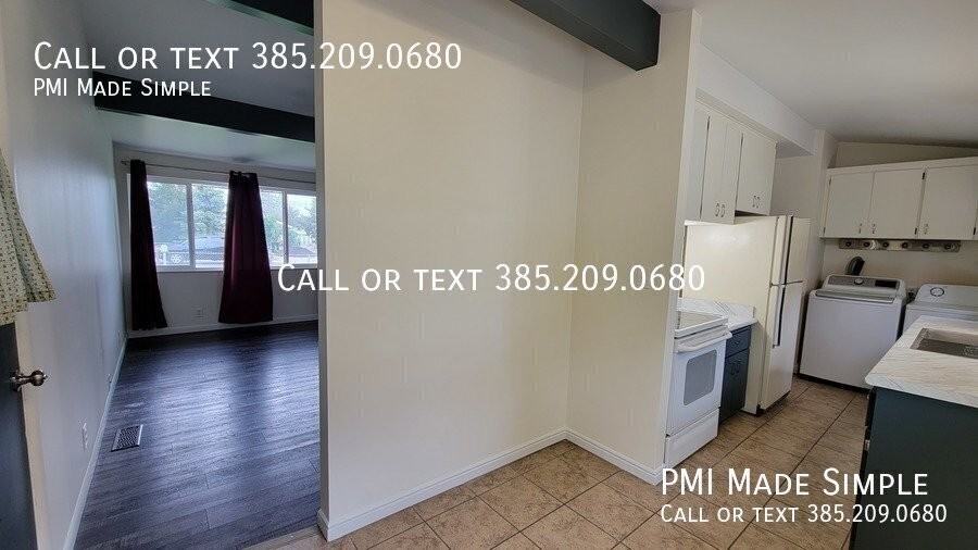 970 W 450 N - Photo 7 of 30