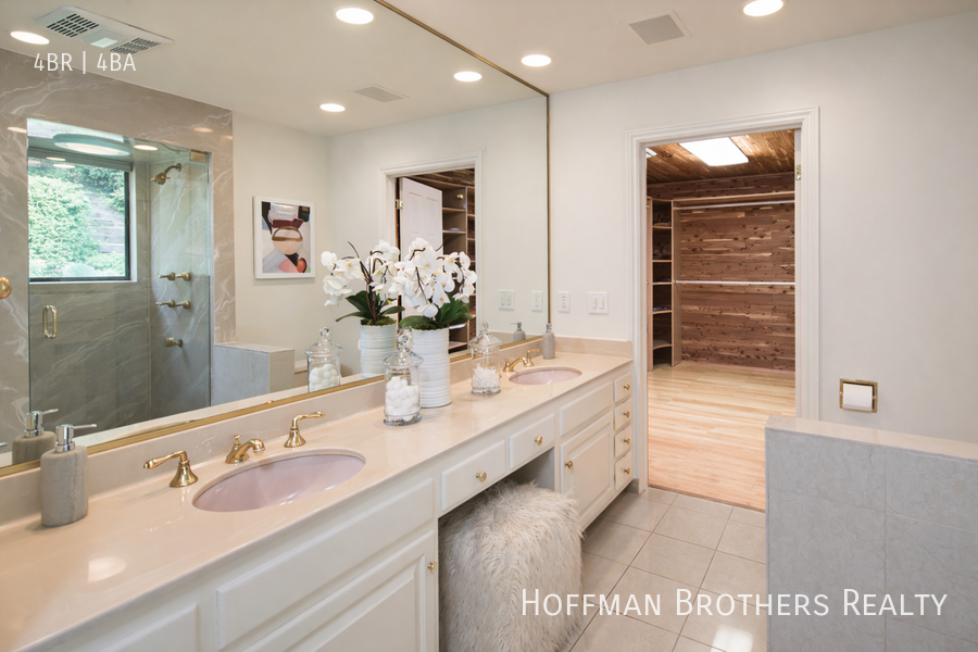 9305 Beverly Crest Dr - Photo 7 of 15