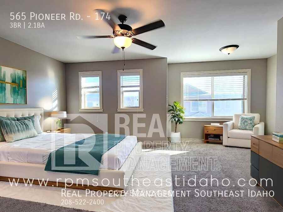 565 Pioneer Rd #174 - Photo 4 of 18