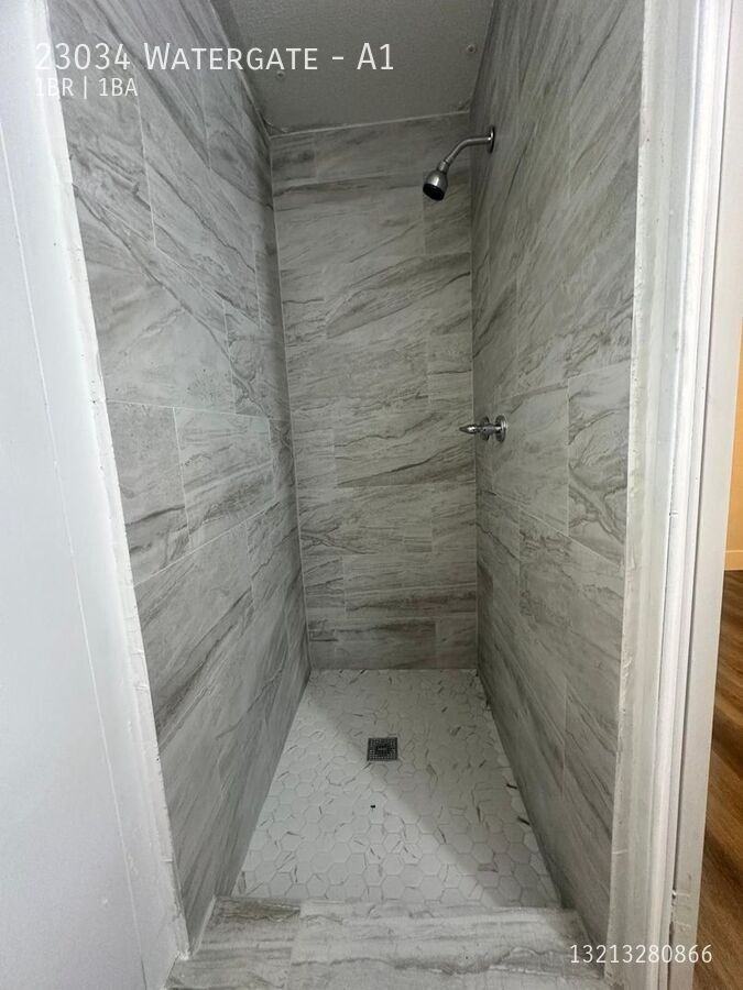 23034 Watergate Cir #A1 - Photo 4 of 12