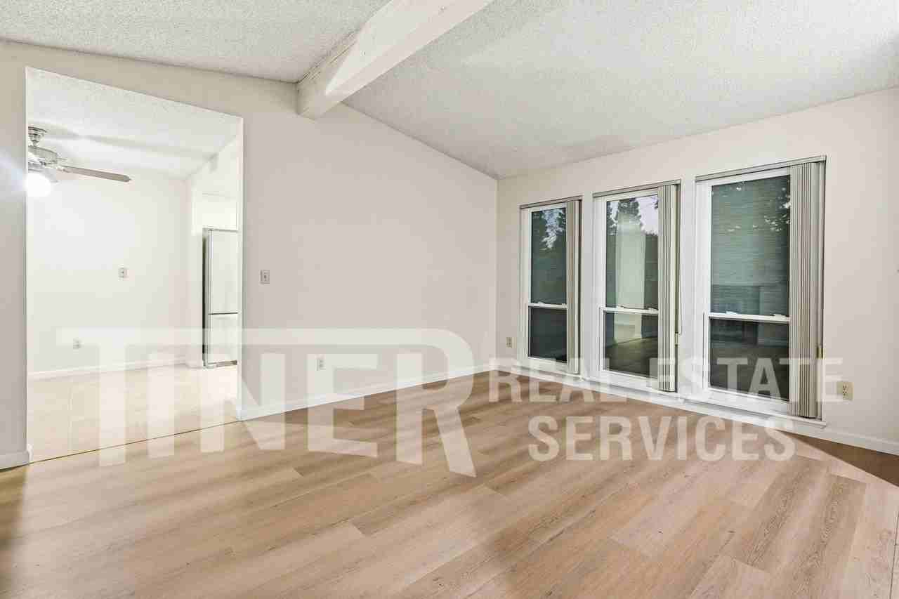 1 Rocky River Ct - Photo 5 of 20