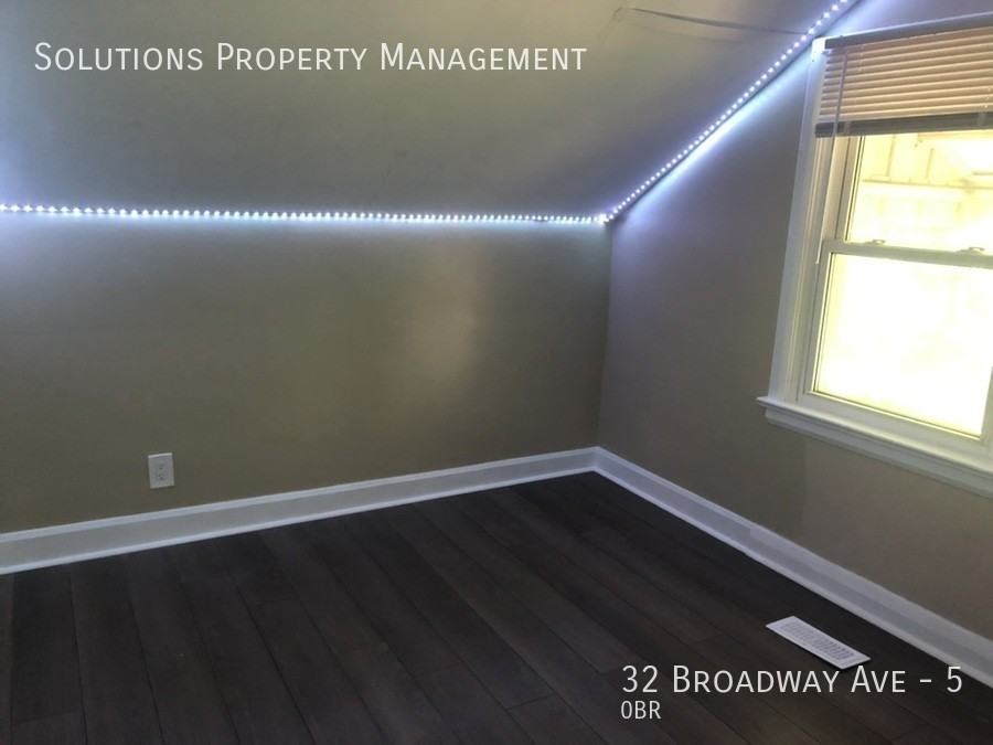 32 Broadway Ave #5 - Photo 6 of 11