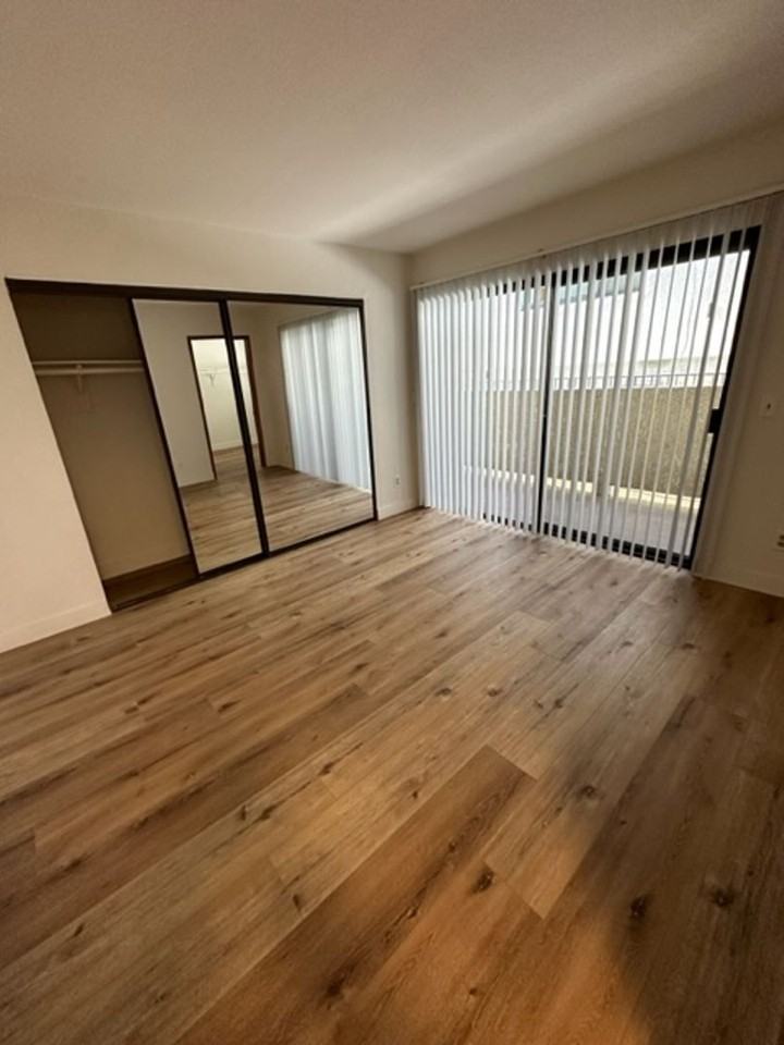 12620 MATTESON AVE - Photo 5 of 26