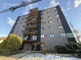 525 Wyandotte St W #304 - Photo 1 of 1