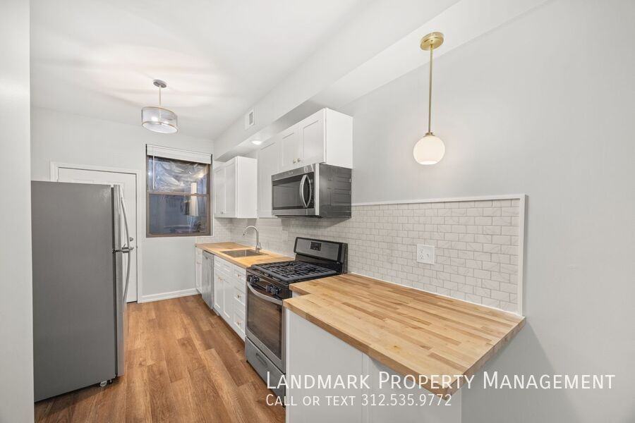 4723 S Forrestville Ave #4723-3 - Photo 3 of 19