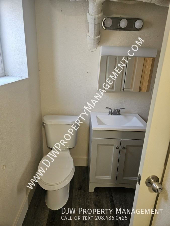 506 5th Ave S - Photo 6 of 7