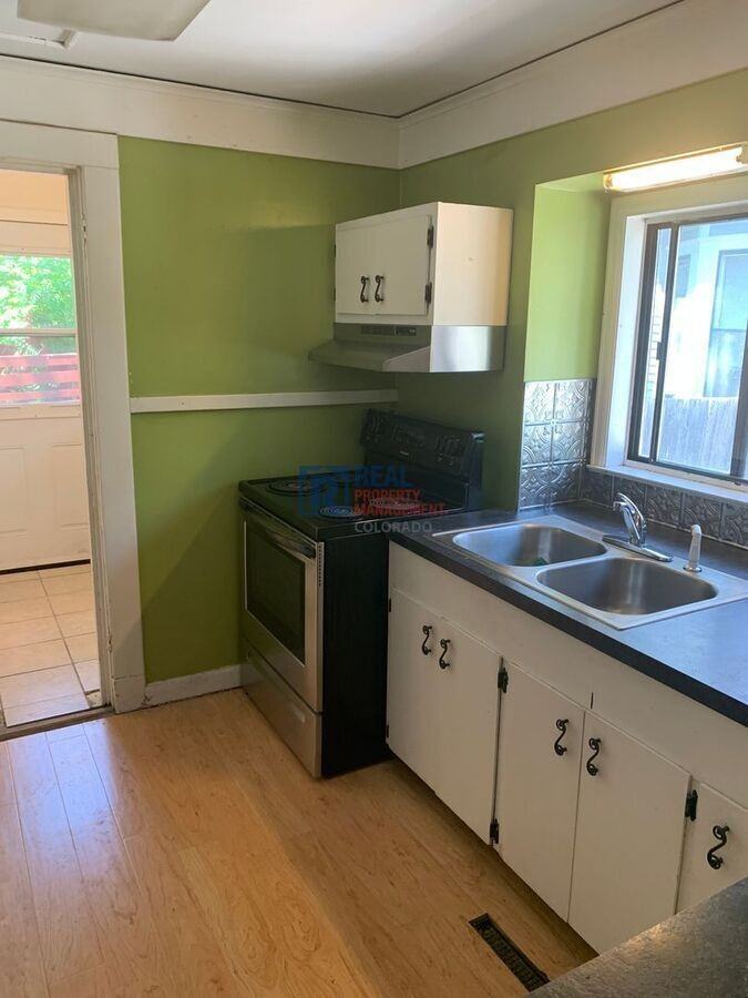 1531 9th Ave - Photo 6 of 19