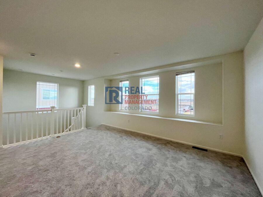 20765 E 57th Dr - Photo 5 of 8