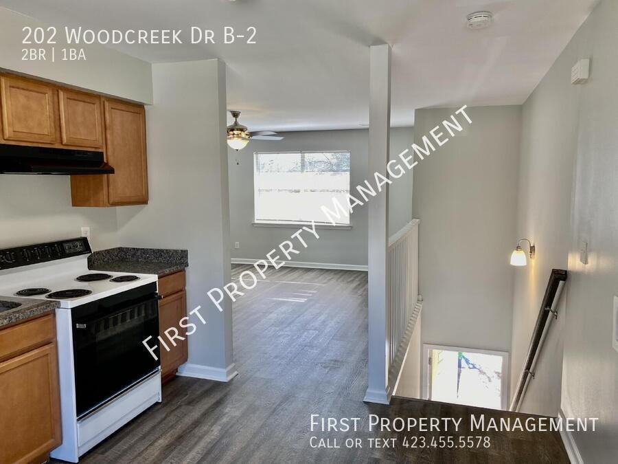 202 Woodcreek Dr - Photo 6 of 12