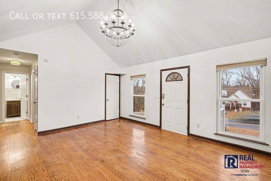 7184 Chester Rd - Photo 7 of 24